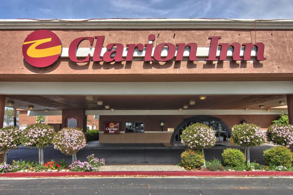 Clarion Inn Conference Center モデスト エクステリア 写真